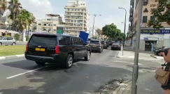 بالفيديو: رئيس وزراء الهند يمر بموكب حكومي في مدينة يافا 